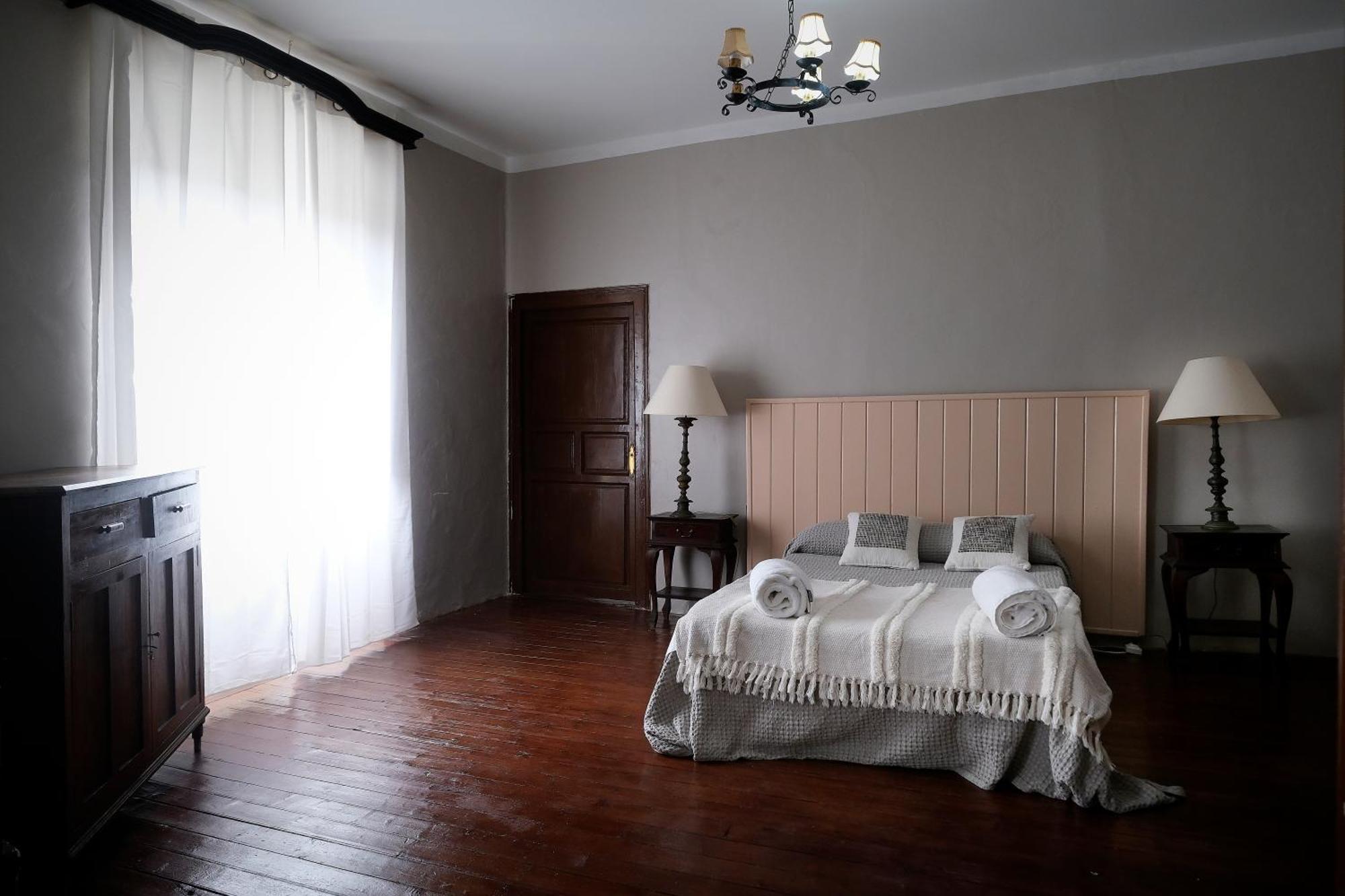 Casa Rural Palacio Conde De Aldana Con Piscina Entre Encinares Y Dehesas Terradillos Экстерьер фото